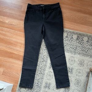 🔴 Time and Tru Size 14 Black High Rise Skinny Jeans